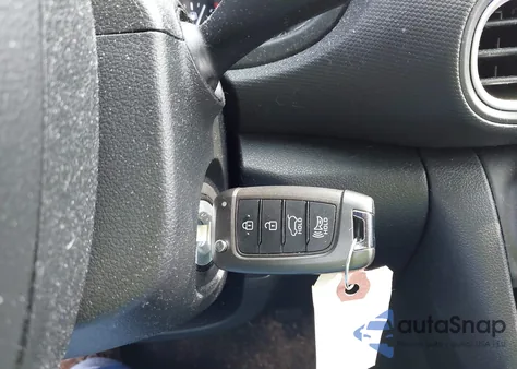 2021 Hyundai Kona Se from USA, damaged, VIN KM8K1CAA2MU718609